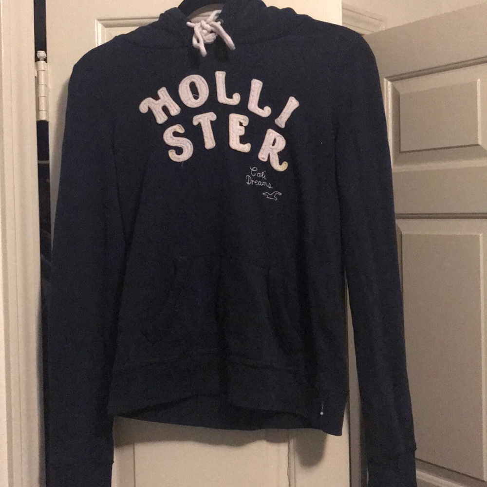Hollister Navy Hoodie. Size Medium.